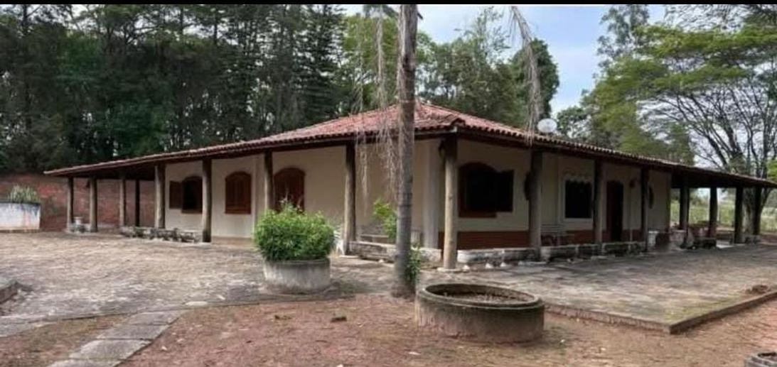 Rural com 4 Quartos à Venda, 242.000,00 m² - Foto 15