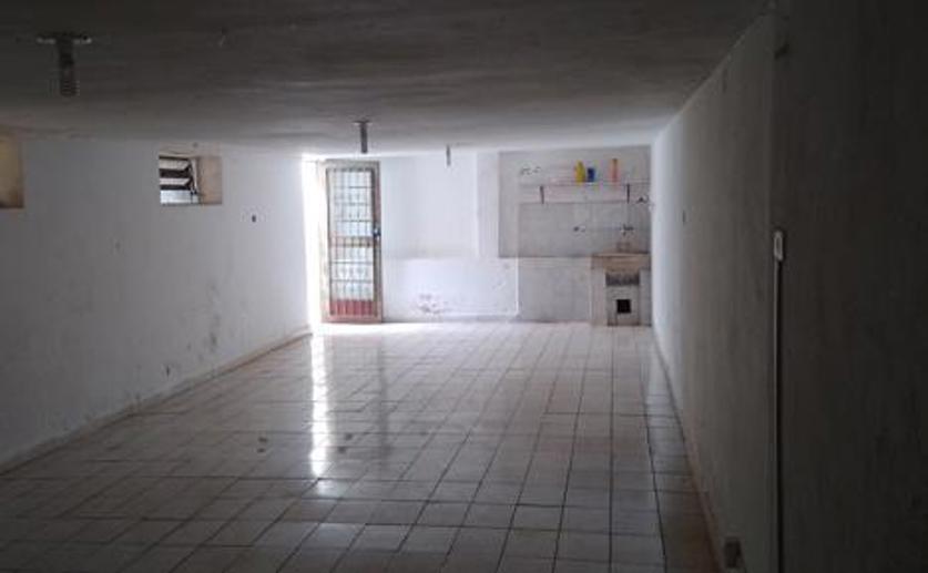Casa com 1 Quarto à Venda, 300,00 m² - Foto 4