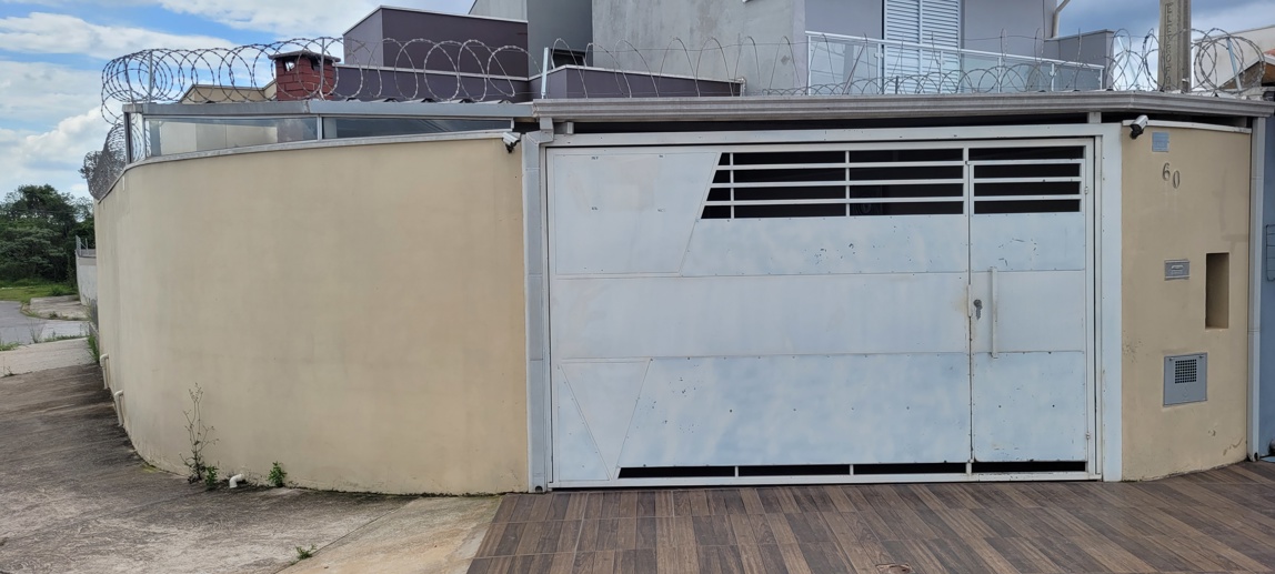 Casa com 2 Quartos à Venda, 126,00 m² - Foto 1