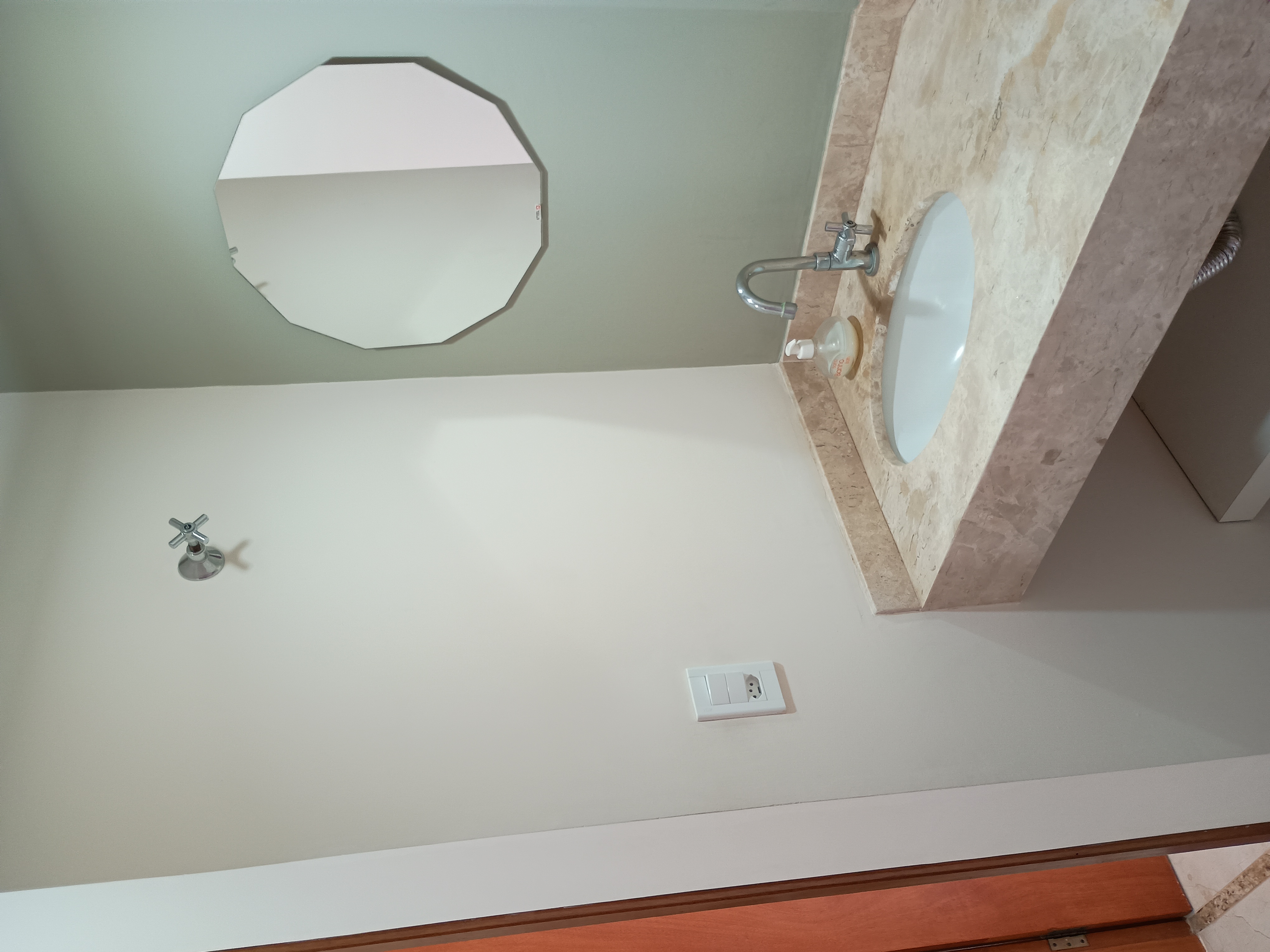 Casa com 4 Quartos à Venda, 242,28 m² - Foto 1