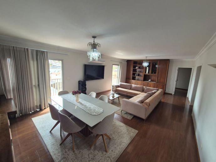 Apartamento com 3 Quartos à Venda, 2,00 m² - Foto 1