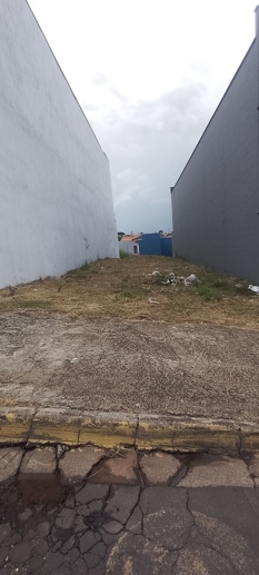 Terreno à Venda, 210,00 m² - Foto 1