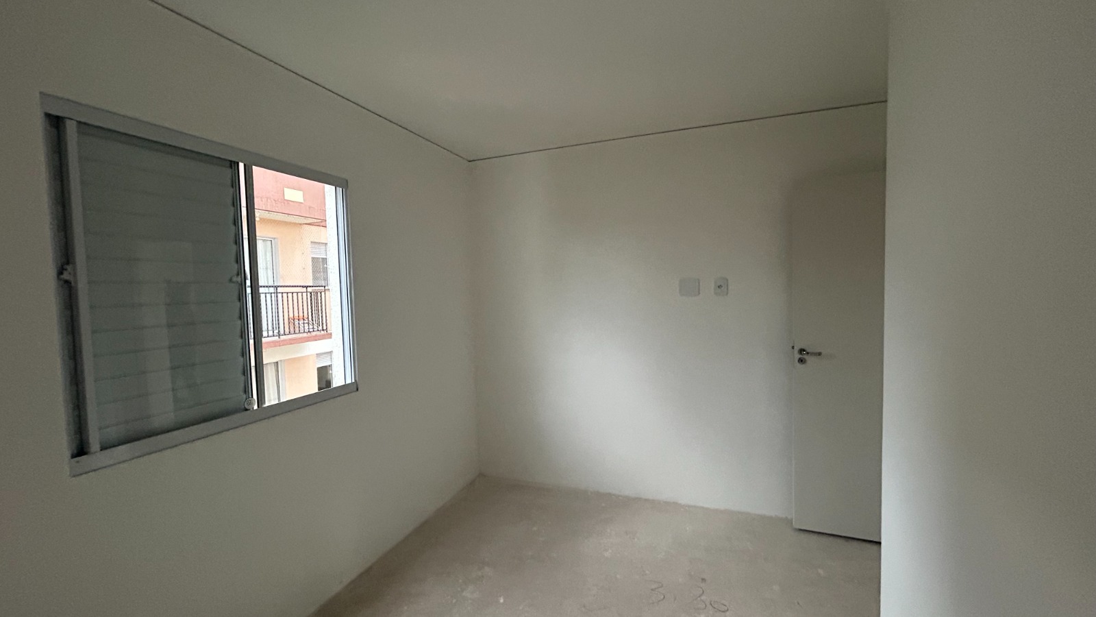 Apartamento com 2 Quartos à Venda - Foto 2