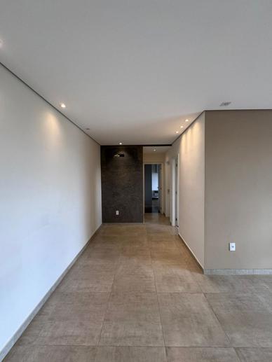 Apartamento com 3 Quartos à Venda - Foto 24