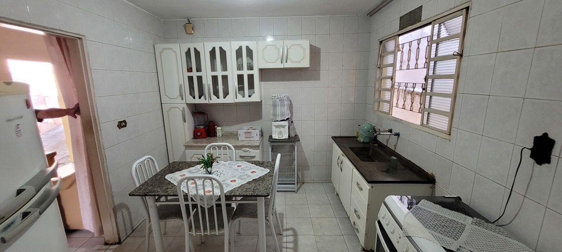 Casa com 4 Quartos à Venda, 250,00 m² - Foto 8