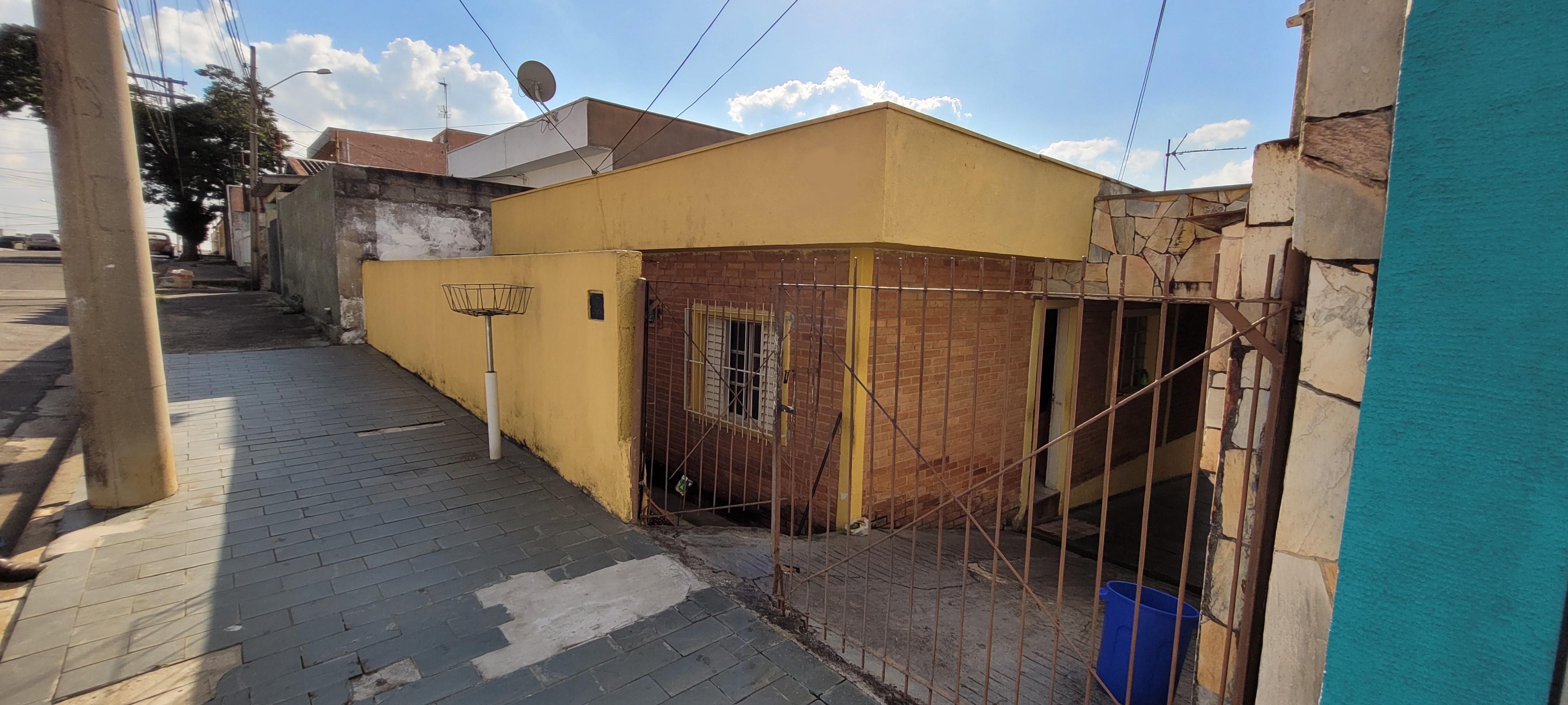 Casa com 4 Quartos à Venda, 250,00 m² - Foto 2