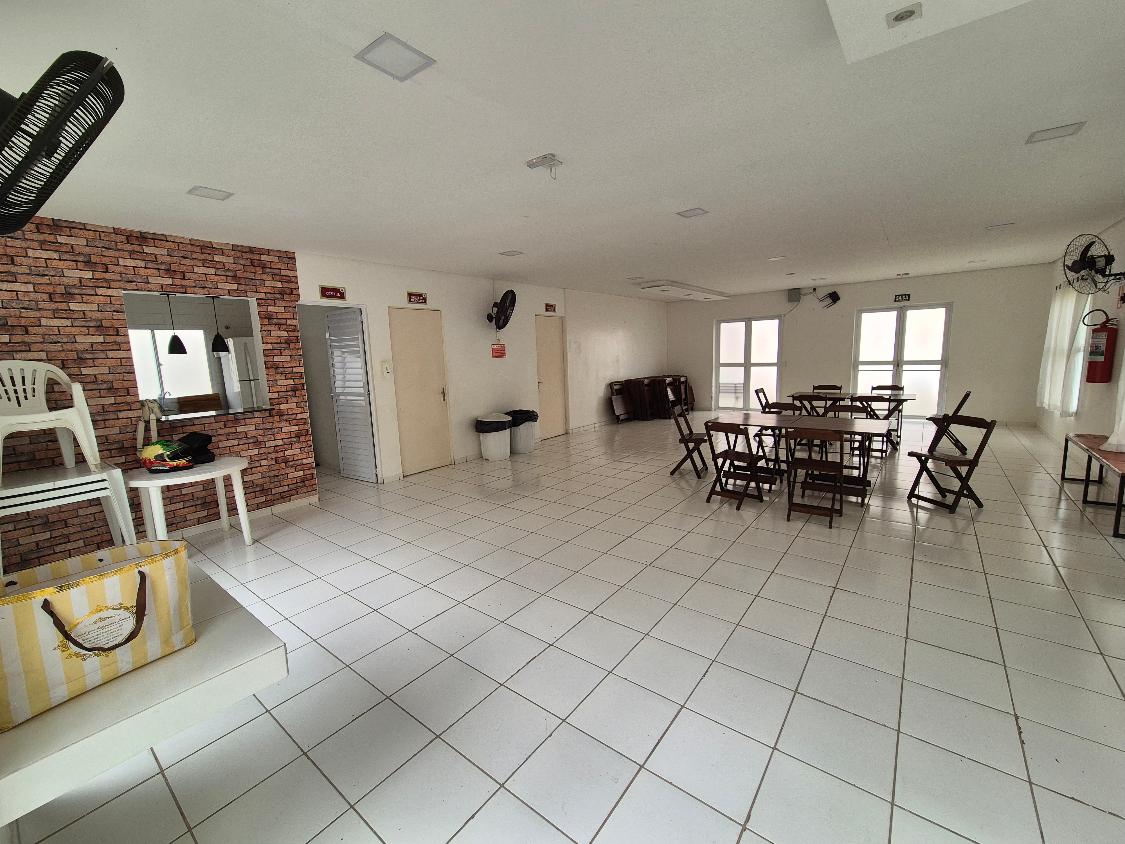 Apartamento com 2 Quartos à Venda, 2,00 m² - Foto 2